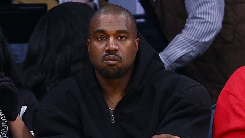 Kanye West foi suspenso do Instagram por não respeitar as políticas de discurso de ódio, assédio e bullying da empresa - Foto: Getty Images