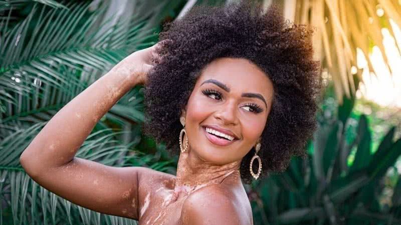 Natália recebe atenção inédito da produção em festa - Reprodução/Globo