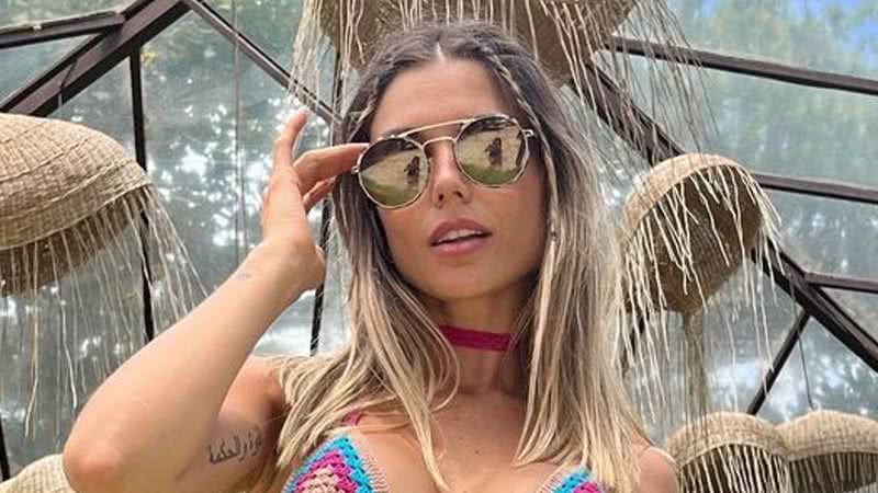 A atriz e apresentadora Flávia Viana postou foto e fez sucesso na web - Foto: Reprodução/Instagram