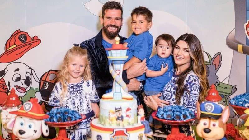 Natália Becker, esposa de Alisson, arruma as malas e vai para o Catar com filhos - Foto: Reprodução/ Instagram