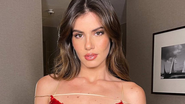 Camila Queiroz aposta em vestido preto de R$ 20 mil no 'Altas Horas' - Foto: Reprodução/ Instagram