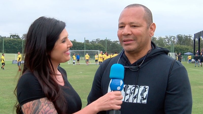 Neymar Santos, pai do craque Neymar Jr, disse em entrevista que ele está em busca de levantar a taça inédita da sua lista - Foto: Divulgação / RedeTV!