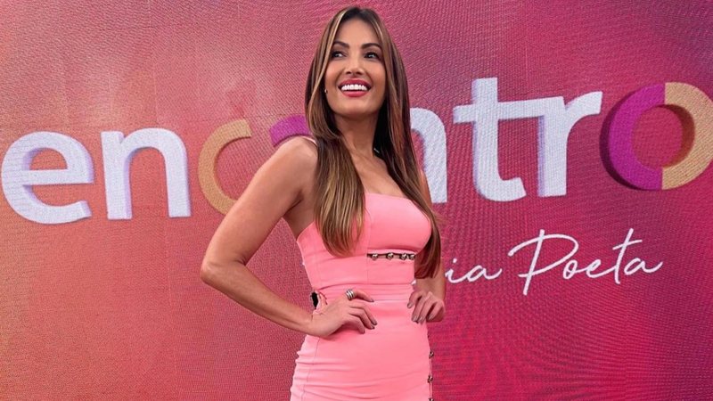 Patrícia Poeta elege vestido coladinho para o 'Encontro' - Reprodução/Instagram