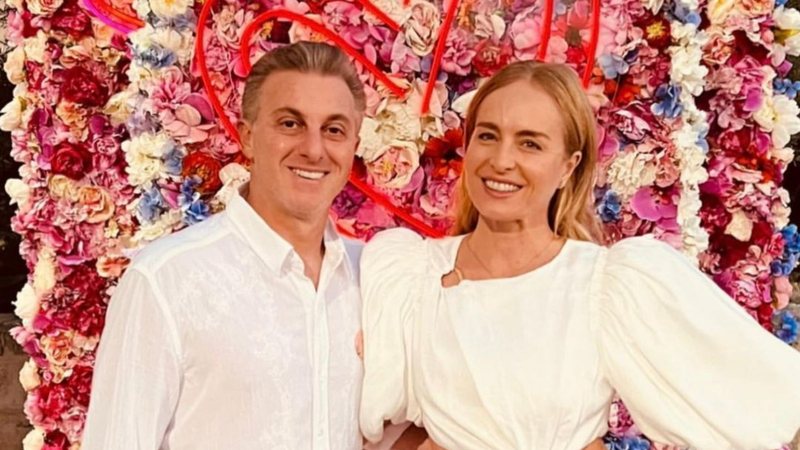 Angélica relembra fotos românticas ao celebrar com antecedência o aniversário de Luciano Huck - Reprodução/Instagram