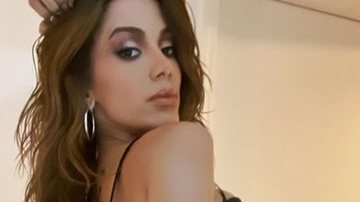 Anitta fez mistério ao publicar texto nas redes sociais - Reprodução: Instagram