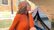 Hariany Almeida aposta em vestido curtinho para curtir passeio em Veneza - Reprodução/Instagram