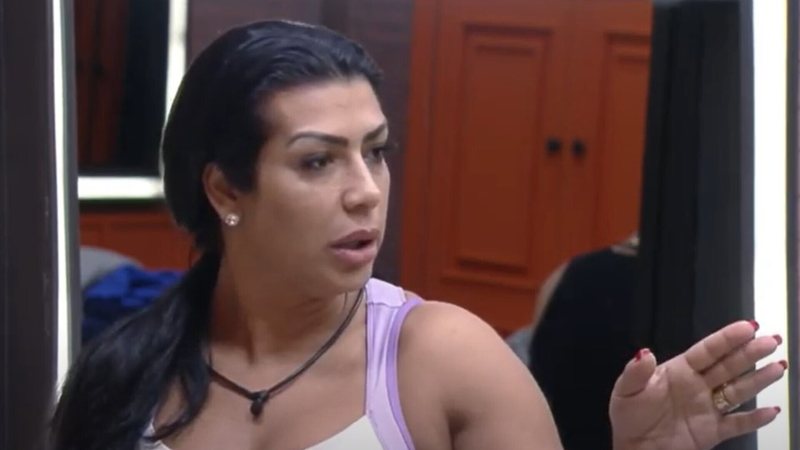 Moranguinho acusou Deborah de estar "se fazendo" - Reprodução/RecordTV