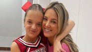 Ticiane Pinheiro celebrou a primeira apresentação de cheerleader da filha - Reprodução: Instagram