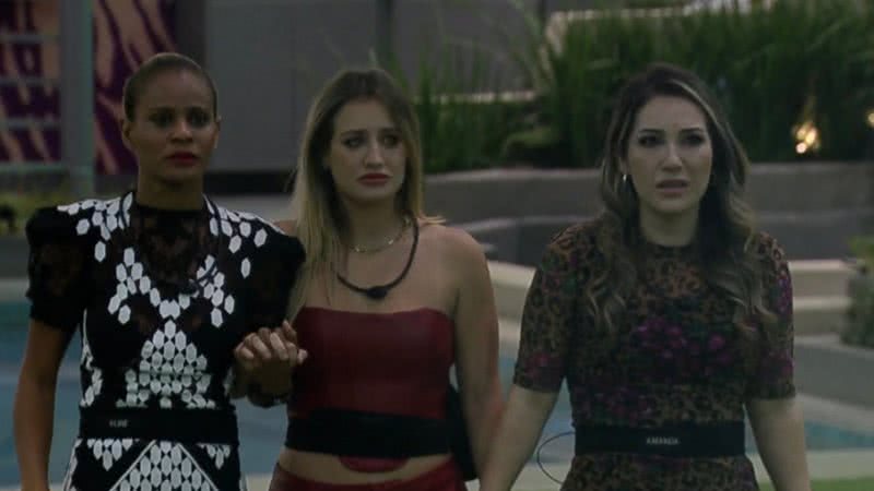 Big Brother Brasil terá final disputada entre Aline Wirley, Amanda Meirelles e Bruna Griphao nesta terça-feira, 25 - Foto: Reprodução / Twitter