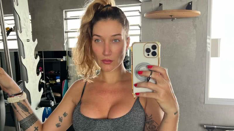 Gabriela Pugliesi mostra barriga trincada - Reprodução/Instagram