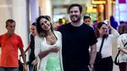 Maíra Cardi e Thiago Nigro no aeroporto Santos Dumont - Foto:  Agnews