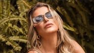 Poliana Rocha deu show de beleza com vestido longo - Reprodução: Instagram