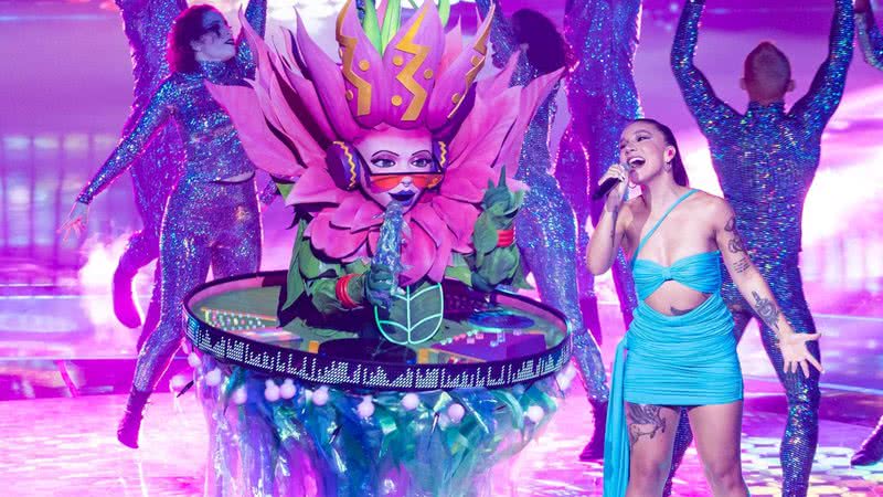 A campeã do The Masked Singer Brasil, dona da fantasia de Vitória Régia - Foto: Reprodução/Globo