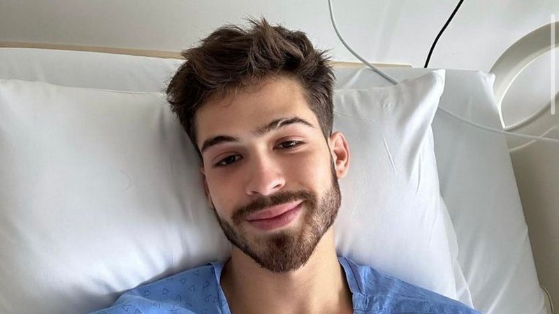 João Guilherme surgiu nas redes sociais para tranqulizar fãs após cirurgia - Reprodução: Instagram