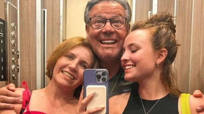 Larissa Manoela e seus pais, Silvana e Gilberto - Foto: Reprodução / Instagram