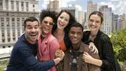 Júpiter (Thiago Martins), Andrômeda (Ramille), Vênus (Nathalia Dill), Plutão (Isacque Lopes) e Electra (Juliana Paiva) na novela Família É Tudo - Foto: Globo/Manoella Mello