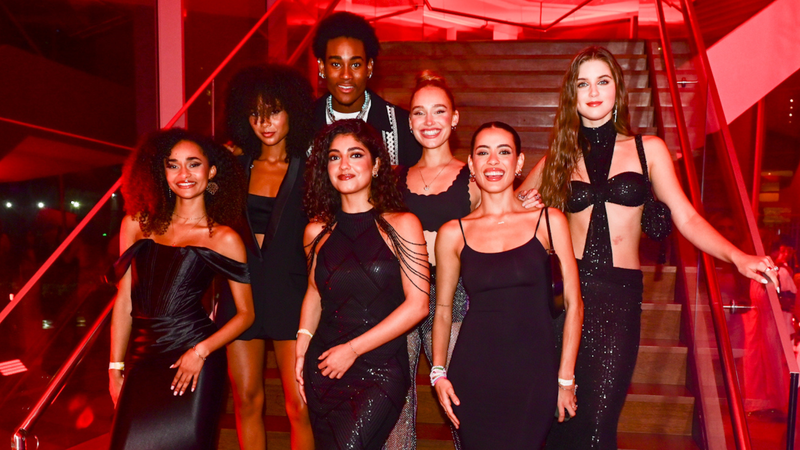 Integrantes do Now United na festa de 30 anos da CARAS - Foto: Marcelo Sá Barretto/Agnews