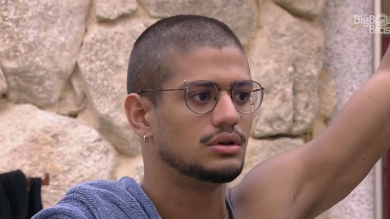 Gabriel Santana opinou sobre as atitudes de Cristian na casa - Reprodução/Globo