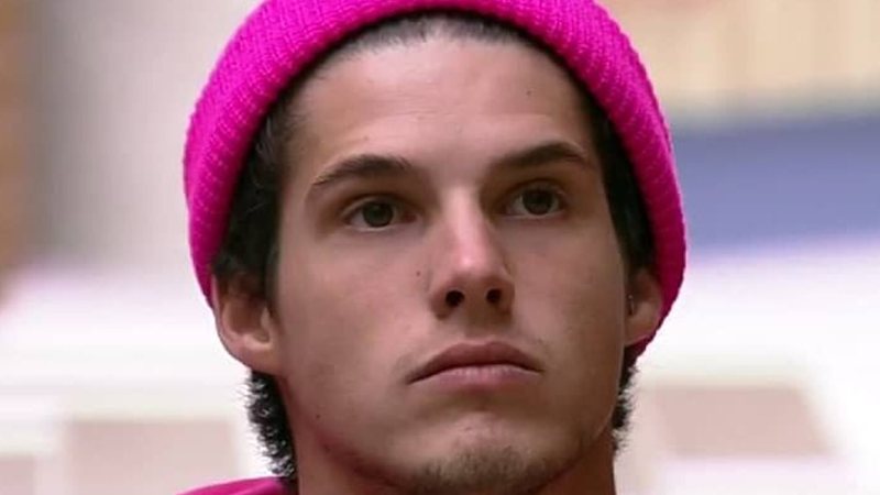 Gabriel Fop foi eliminado do BBB 23 após comentários racistas contra Bruno Gaga - Foto: Reprodução/TV Globo