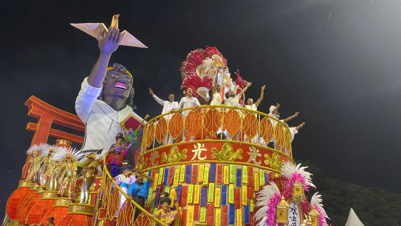 A Mocidade Alegre foi a quinta escola a desfilar no segundo dia de Carnaval - Foto: Reprodução/G1