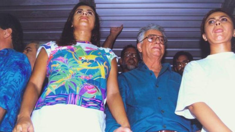 O presidente Itamar Franco e a modelo Lilian Ramos no Carnaval - Foto: Reprodução