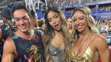 Vanessa Lopes curtiu Carnaval na Sapucaí ao lado dos pais - Foto: Fernanda Chaves