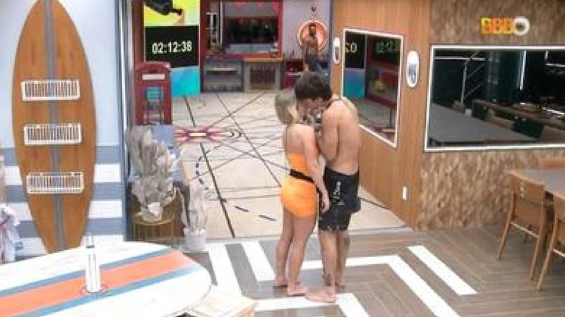 Bruna e Gabriel falam sobre relação após trocarem beijo na festa do BBB 23 - Foto: Reprodução/Globoplay