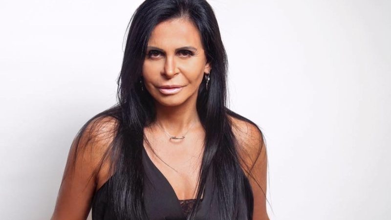 A cantora e dançarina Gretchen; artista irá sair do Brasil após desentendimentos na vizinhança - Foto: Reprodução/Instagram @mariagretchen