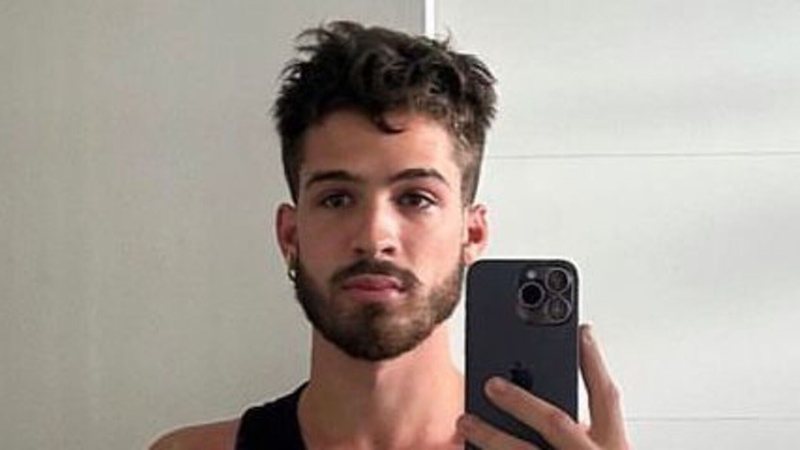 João Guilherme deixou fãs boquiabertos ao publicar foto com legenda ousada - Reprodução: Instagram