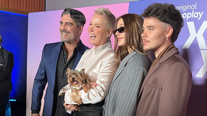 Xuxa esteve acompanhada de Sasha, João Figueiredo e Junno Andrade em lançamento de documentário - Foto: Fernanda Chaves