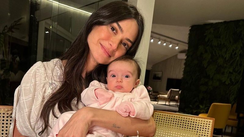 Thaila Ayala faz bolo especial para o mesversário da filha - Reprodução/Instagram