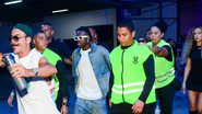 Jogador de futebol Vinicius Jr vai ao show de Ludmilla acompanhado de perto por affair de longa data - Foto: Webert Belicio / Agnews