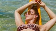 Claudia Raia em foto na praia - Foto: Reprodução / Instagram