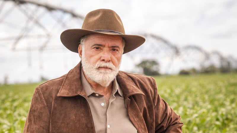 Antônio La Selva (Tony Ramos) na novela Terra e Paixão - Foto: Globo / João Miguel Junior