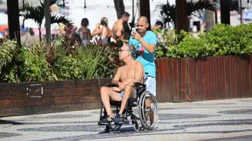 Flávio Silvino é flagrado no RIo de Janeiro - Fotos: JC Pereira / AgNews