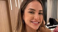 Gabi Martins pegou a pequena Lua no colo - Reprodução: Instagram