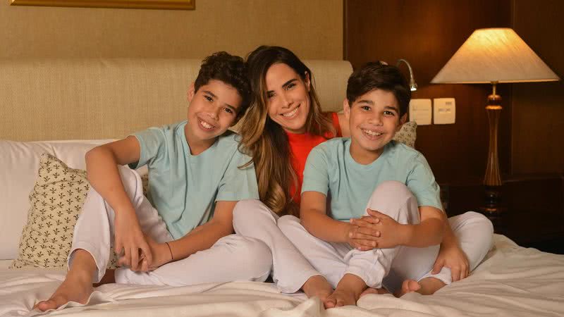 Wanessa Camargo com os filhos, José e João, em entrevista na Revista CARAS - FOTOS: PAULO SANTOS