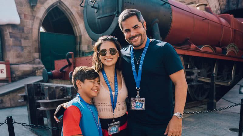 Henry, Simone Mendes e Kaká Diniz - Foto: @fotosemorlando