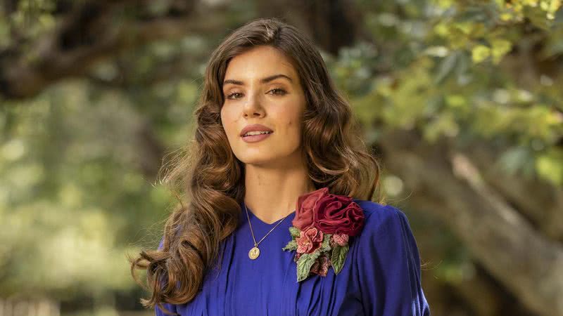 Marê (Camila Queiroz) na novela Amor Perfeito - Foto: Reprodução / Globo