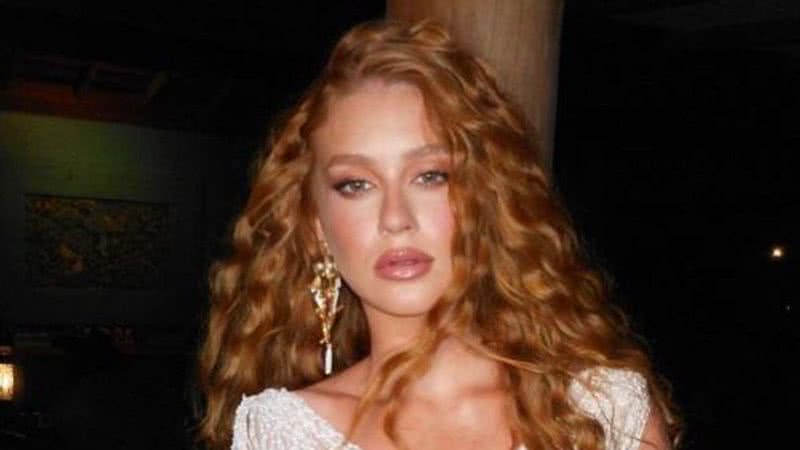 Marina Ruy Barbosa esbanjou beleza e estilo com look brilhante - Reprodução: Instagram