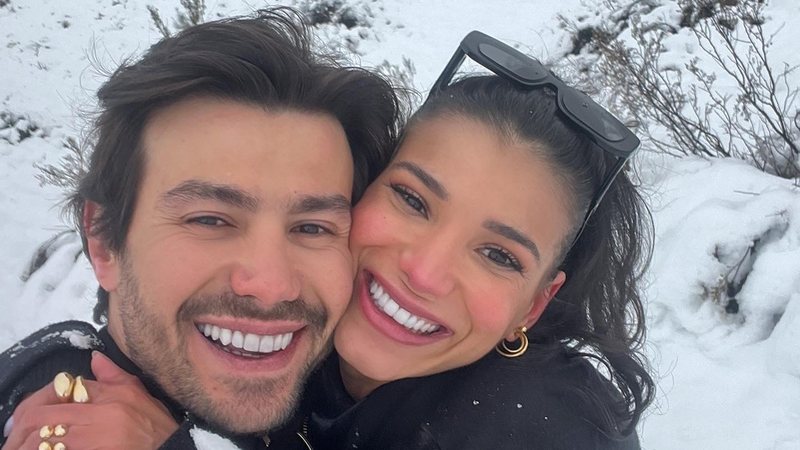 Jakelyne Oliveira e Mariano estão juntos desde que participaram de A Fazenda 12 - Foto: Reprodução / Instagram