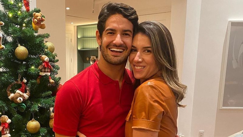 A apresentadora Rebeca Abravanel e o jogador de futebol Alexandre Pato - Foto: Reprodução/Instagram @rebecaabravanel