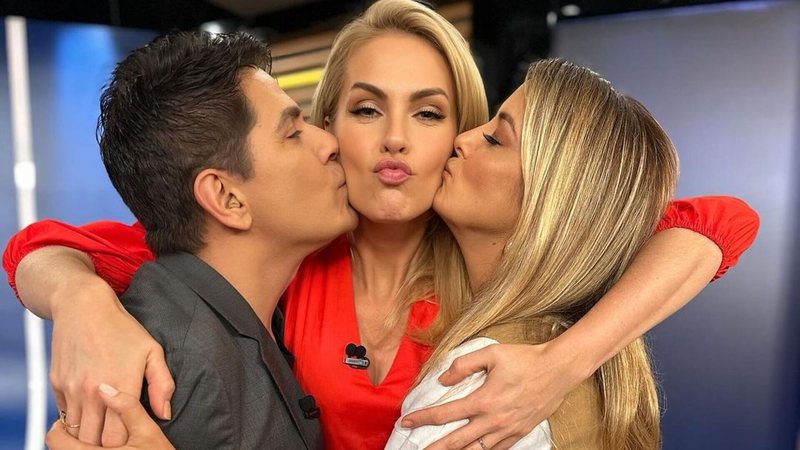 Ticiane Pinheiro mostra momento carinhoso com Ana Hickmann - Reprodução/Instagram