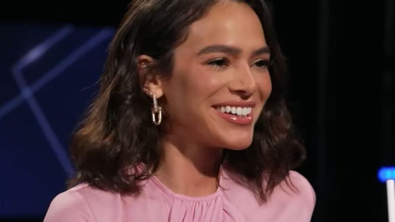 Bruna Marquezine revela detalhes de vida amorosa fora do Brasil - Reprodução/Youtube