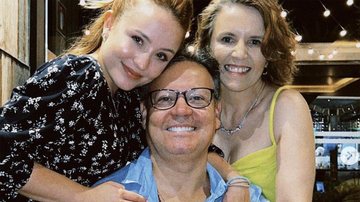 Larissa Manoela com o pai e a mãe - Foto: Reprodução / Instagram