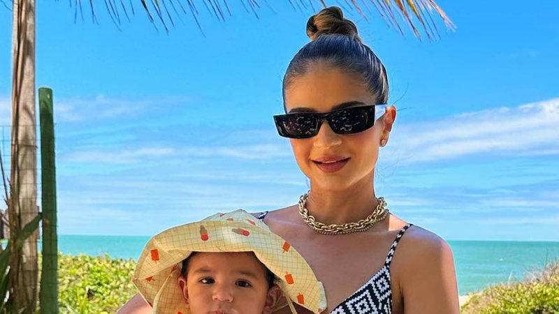 Filho de Thássia Naves rouba a cena com look estiloso na praia - Reprodução/Instagram