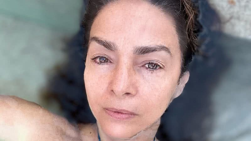 Claudia Ohana impressiona ao exibir beleza natural - Reprodução/Instagram