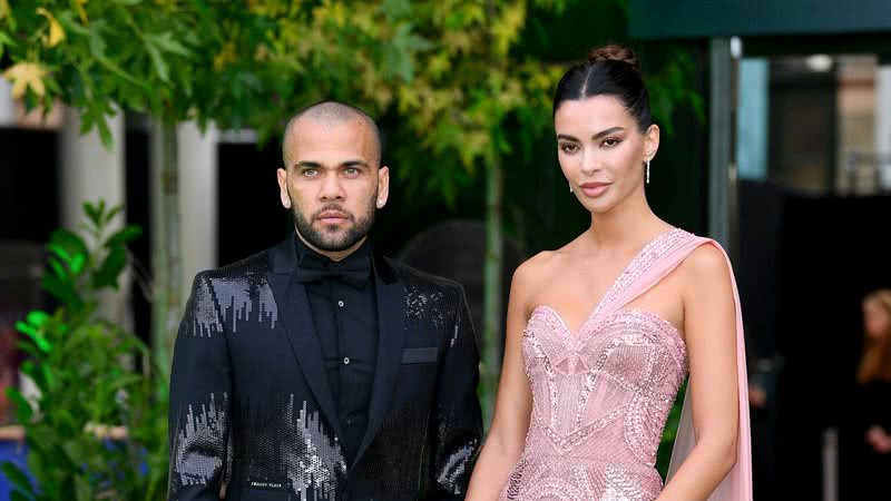 Daniel Alves e Joana Sanz - Foto: Getty Images