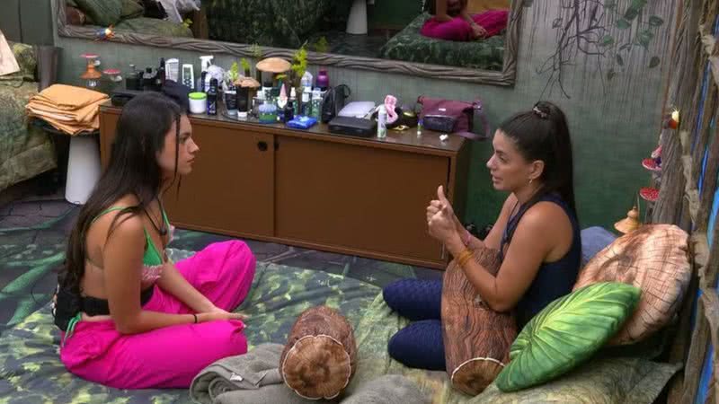 Fernanda e Alane decidiram conversar e esclarecer de vez a relação entre as duas no BBB 24 - Foto: Reprodução / TV Globo