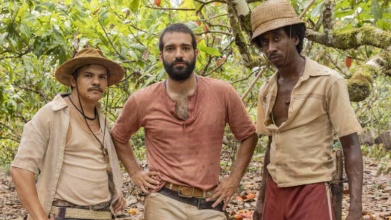 Adanilo, Humberto Carrão e Evaldo Macarrão em Renascer - Foto: Fabio Rocha/Globo